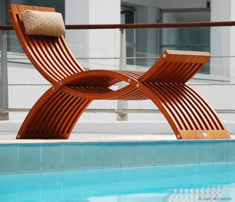 The elegant Arc chaise longue defined by simple geometry Home Crux