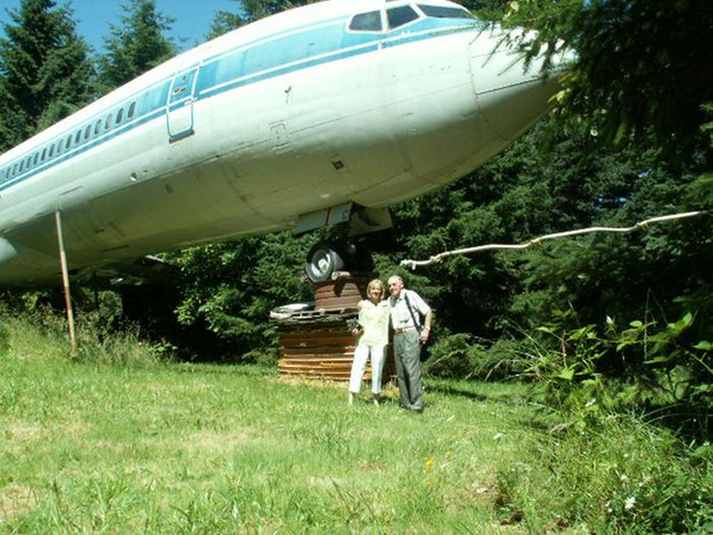 Boeing 727 Airplane Transformed Into A Fully equipped Home In Oregon HomeCrux Boeing 727 Airplane Transformed Into A Fully equipped Home In Oregon HomeCrux