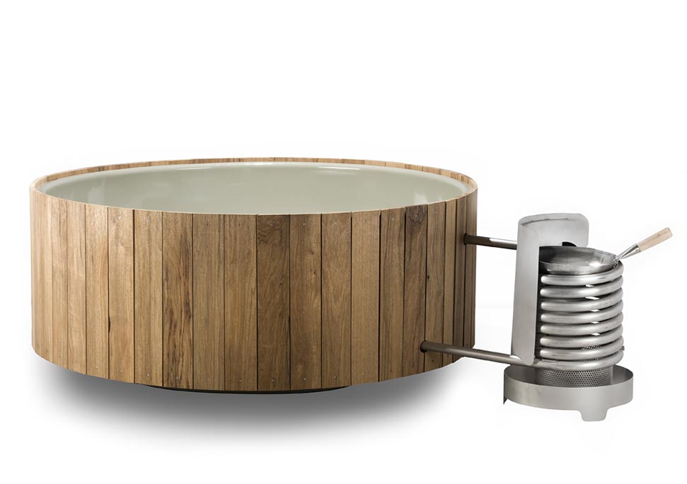 Enjoy spa with your family in Dutchtub Wood your personal hot tub