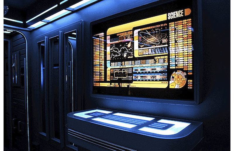 Tony Alleyne creates Starship Enterprise decor in his apartment Home Crux