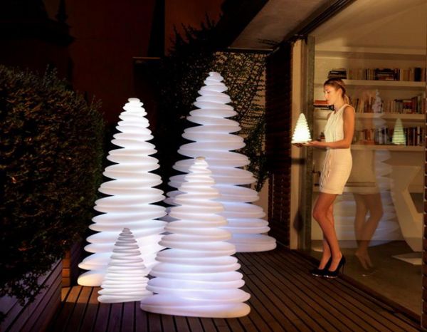 Resultado de imagem para modern christmas tree
