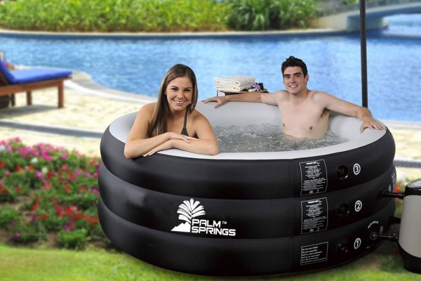 Bring home the Inflatable Home Pro Classic Jet Spa and get a salon spa feel