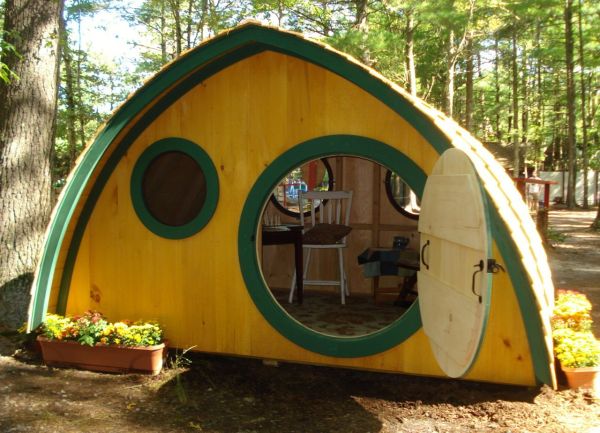 Seven most breathtaking Hobbit homes from around the world 