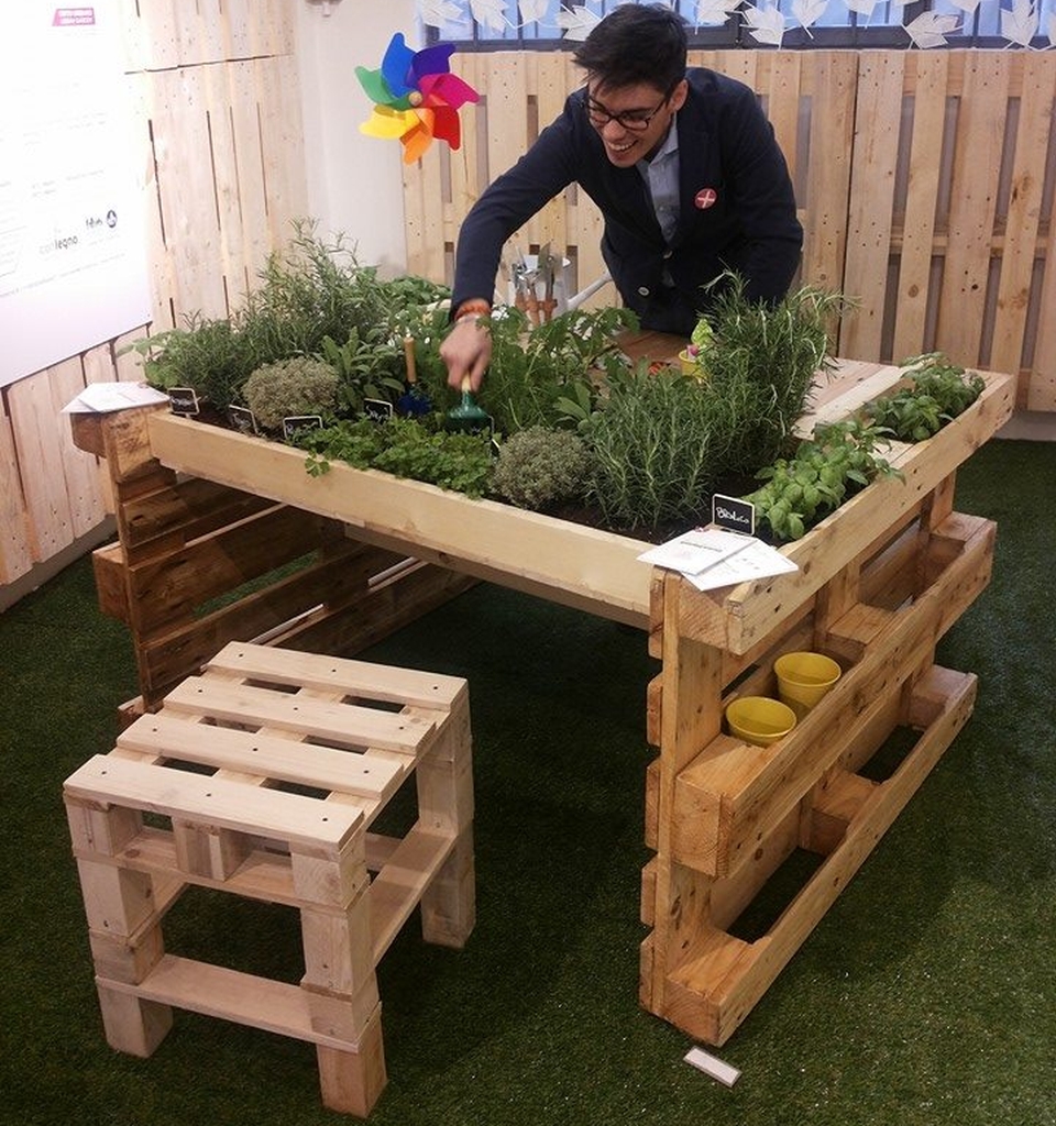 Cucine con bancali: arredare con i pallet. librerie con i pallet ...