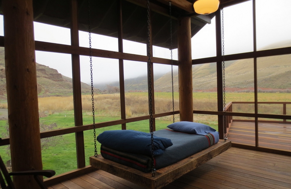 12 diy swing bed ideas to enjoy floating in mid air homecrux 12 diy swing bed ideas to enjoy floating in mid air homecrux