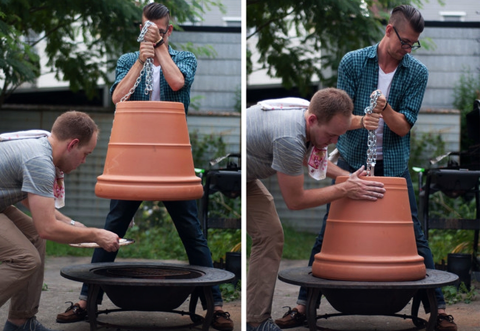 Diy Oven Made Out Of Terracotta Pot And Wheelbarrow