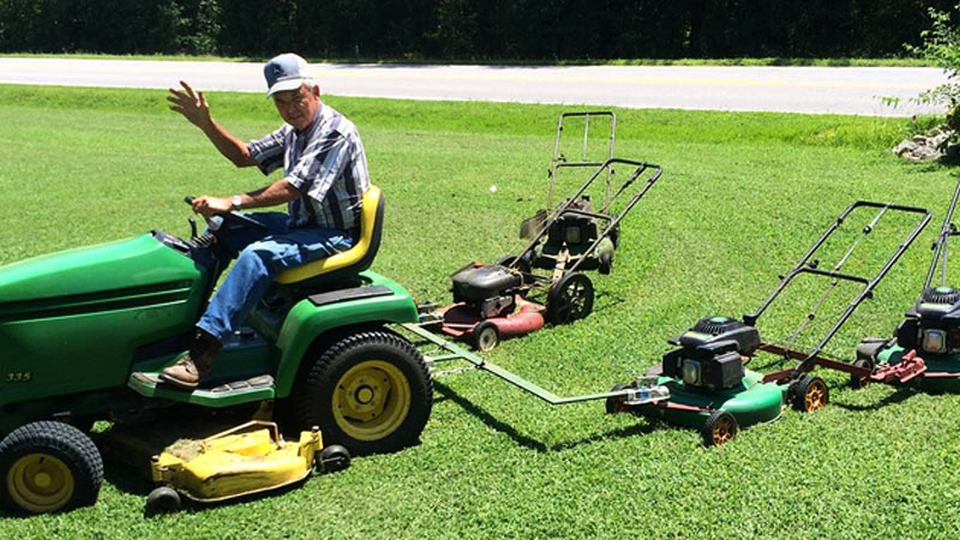 Homemade 5-in-1 lawnmower reduces