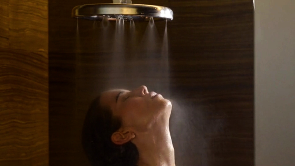 Nebia Spa Shower Breaks Water Into Tiny Droplets Reducing Nebia Showerhead