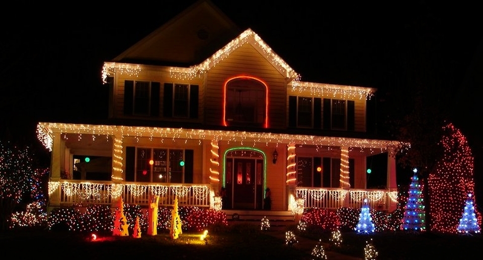 Three Outstanding Exterior Lighting Ideas For Christmas