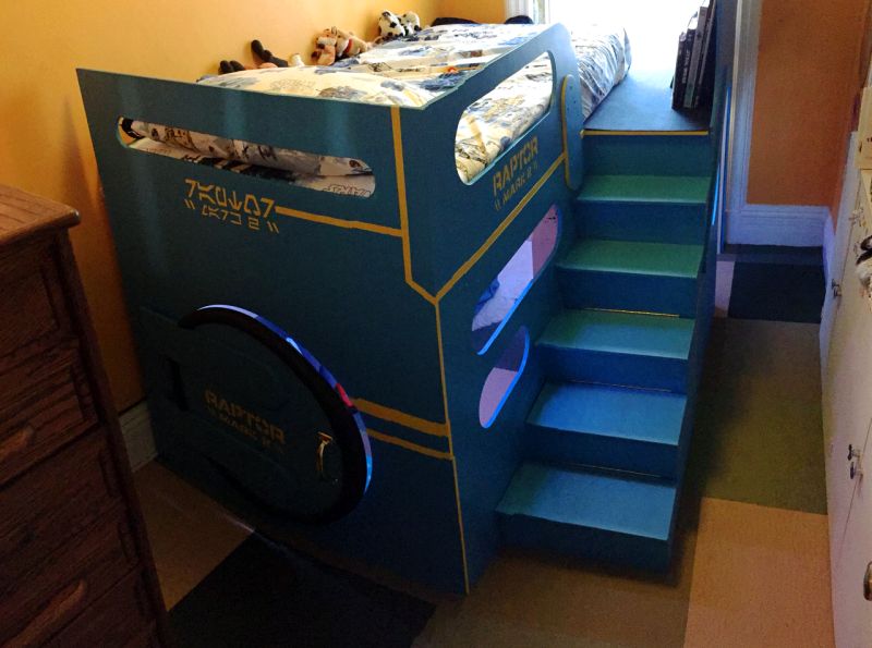 Brooklyn Dad Builds Diy Spaceship Loft Bed For His Son