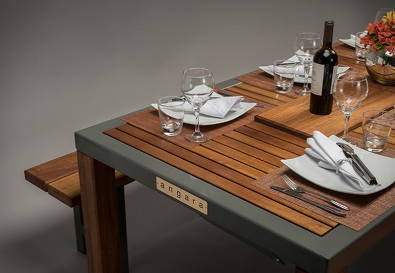 Angara Maximus Dining Table With Built In Grill At The Center Angara Maximus Barbecue Dining Table