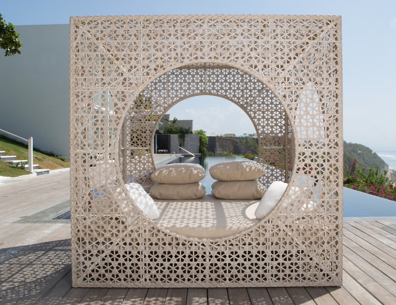 Daybed Cube Creates Cool Casual Setup To Enjoy Outdoors Daybed Cube By Skyline Design