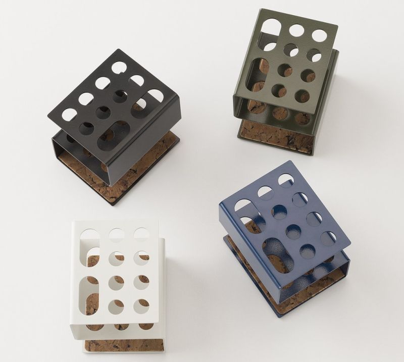 Bent Metal Desk Organizer Keeps Office Space Clean And Tidy Bent Metal Desk Organizer