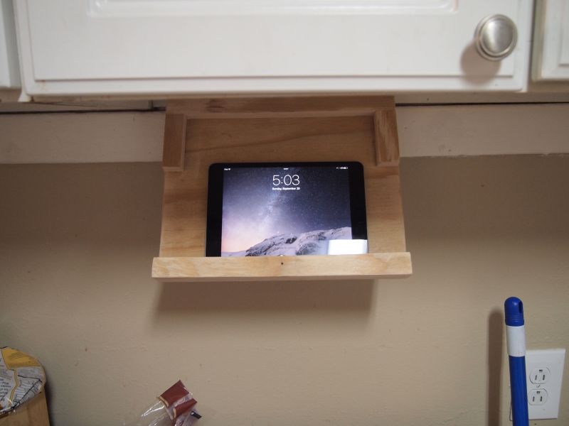 Diy Ipad Holder Under Kitchen Cabinet Keeps Recipes Closeby