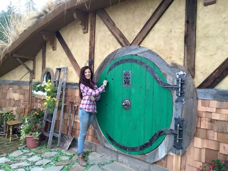 Roundish door depicts it like a hobbit house