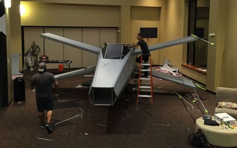 star wars fanatic builds life size x wing fighter replica for 400 star wars life size