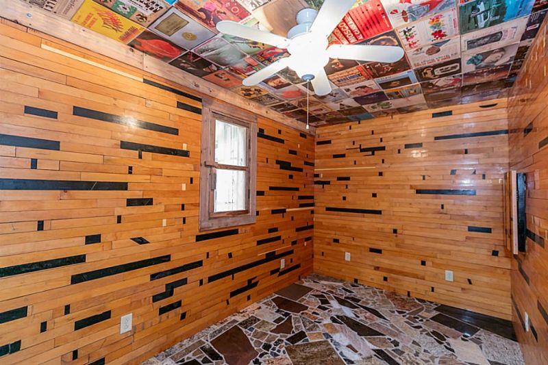 Cowboy Boot House is an unusual piece of architecture