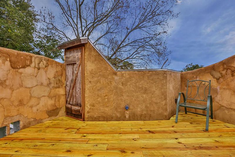 Cowboy Boot House is an unusual piece of architecture