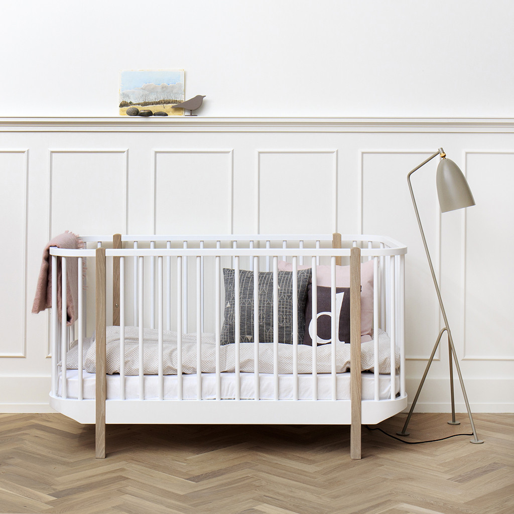 Give an elegant touch to your little one’s bedroom with Oliver furniture