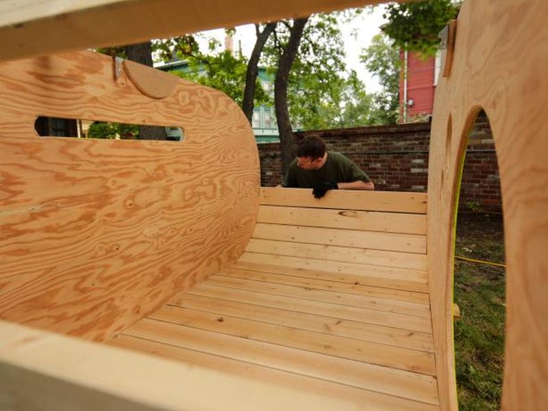Build your own DIY hanging treehouse with no floor support HomeCrux
