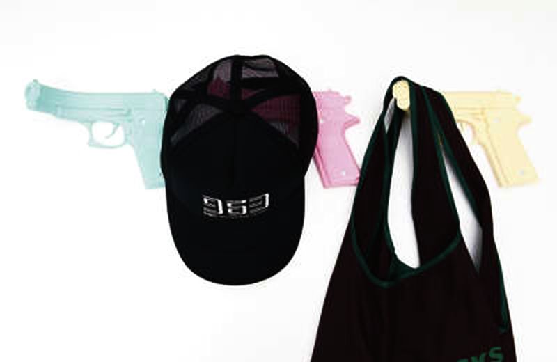 Gun shaped hanger