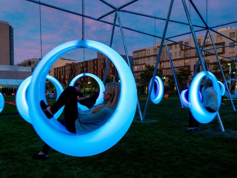 26 unique swings you'd want in your backyard