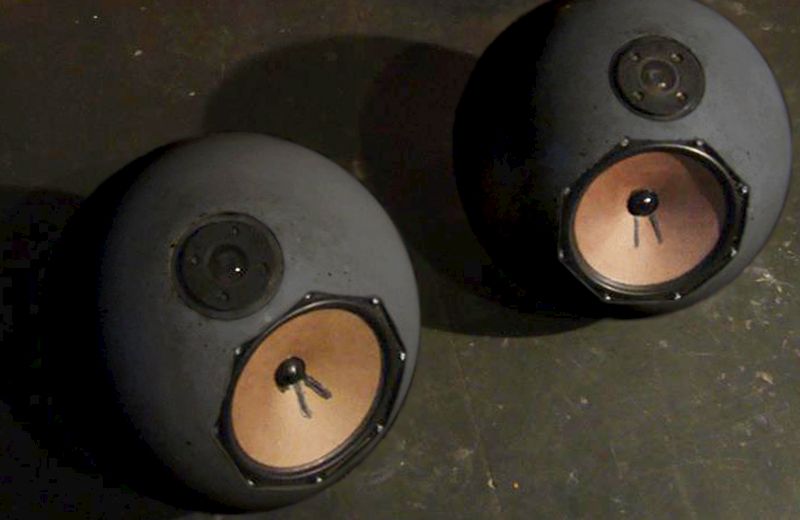 25 concrete speakers that promise best acoustics and longevity