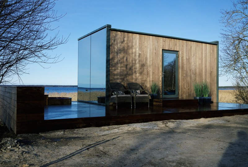 These Mirror Cabins Blend into the Surrounding Landscape to go Invisible