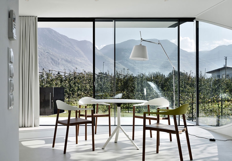 These Mirror Cabins Blend into the Surrounding Landscape to go Invisible