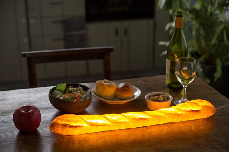Pampshade lamp made with bread