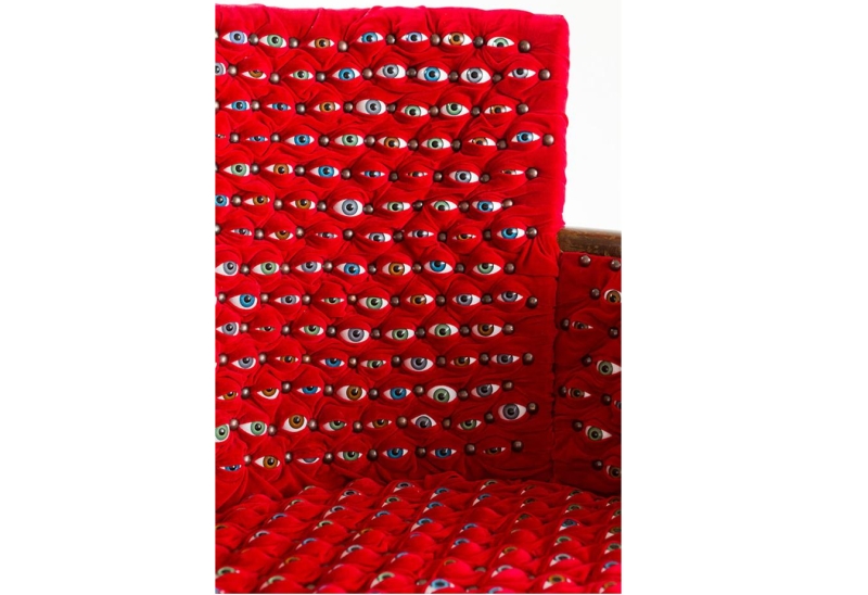 SCOPOPHILIA EYEBALL CHAIR BY FIONA ROBERTS