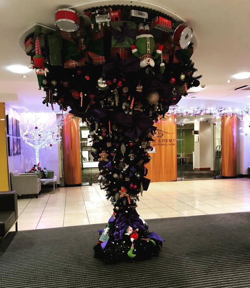upside down christmas trees may sound strange but they exist hotel del coronado christmas tree