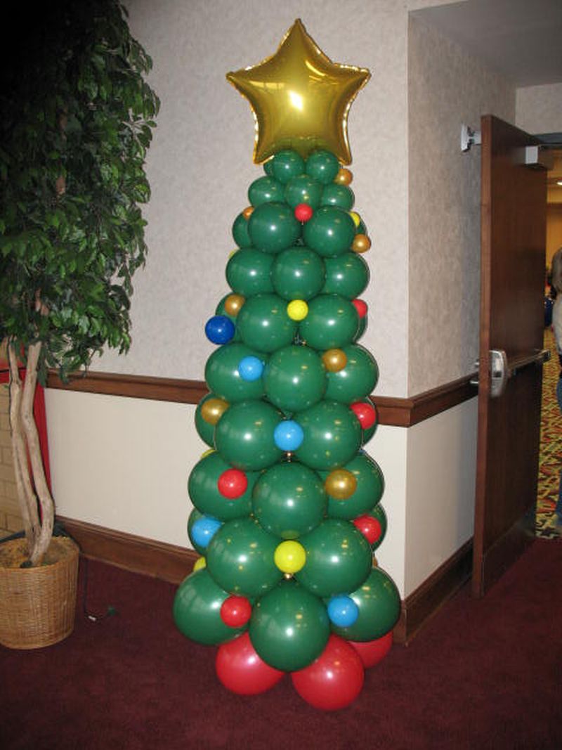 Balloon Christmas Tree