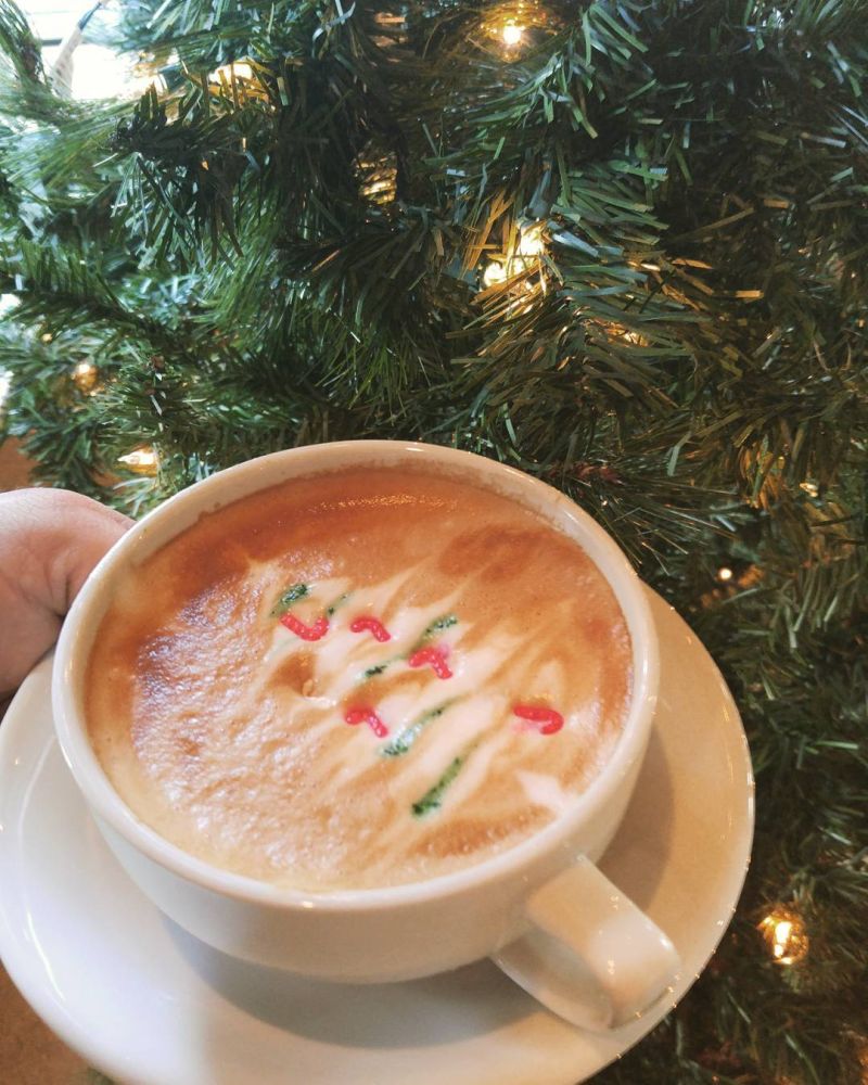 Christmas tree latte art - the perfect topping on your espresso for
