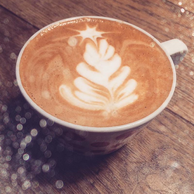 Christmas tree latte art - the perfect topping on your espresso for