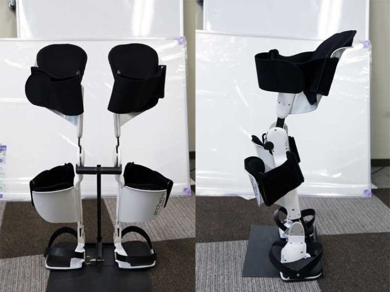 These Wearable Chairs Won’t Let You Go Weak in the Knees