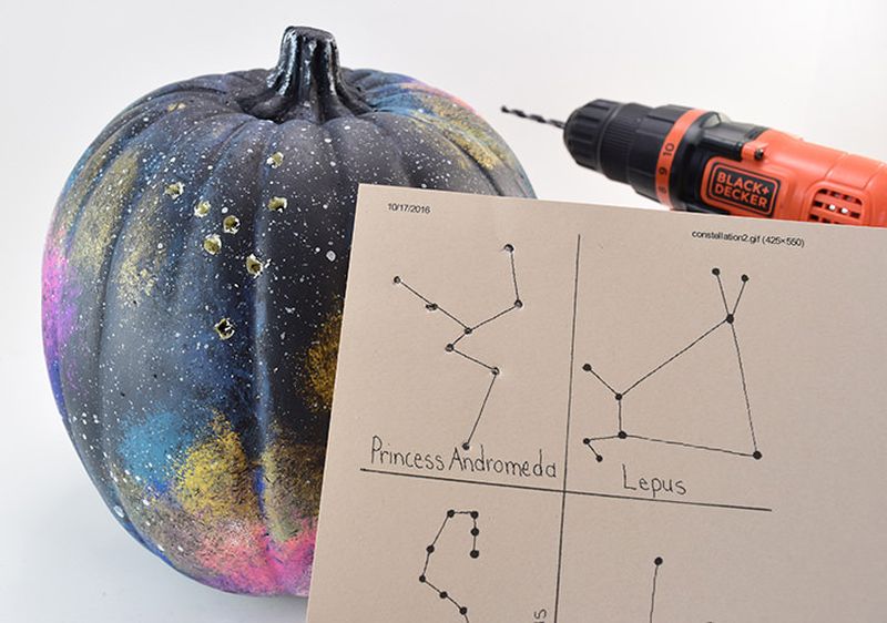Galaxy Pumpkins to Spice Up Your Halloween