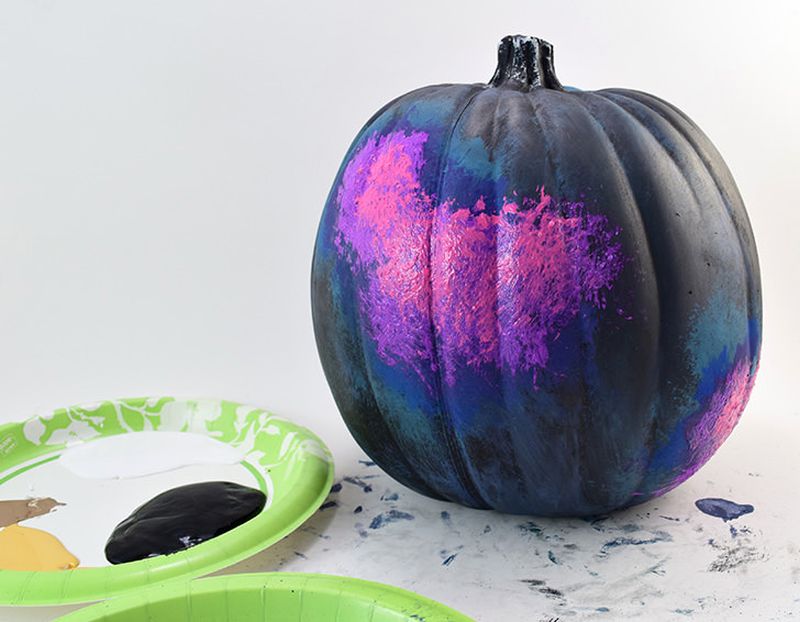 Galaxy Pumpkins to Spice Up Your Halloween