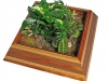 pyramid-terrarium-for-indoor-gardening