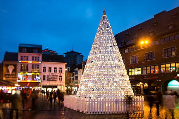 Christmas Tree Made from 5,000 Donated Ceramic Plates and Cups