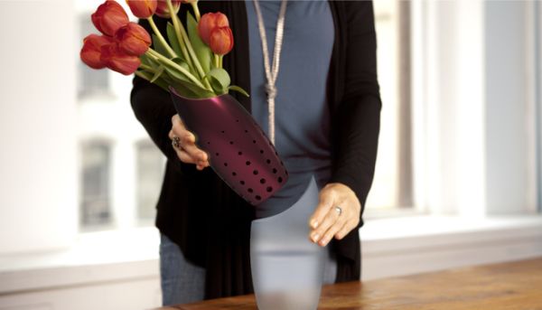 Hana vase combines elegance with functionality
