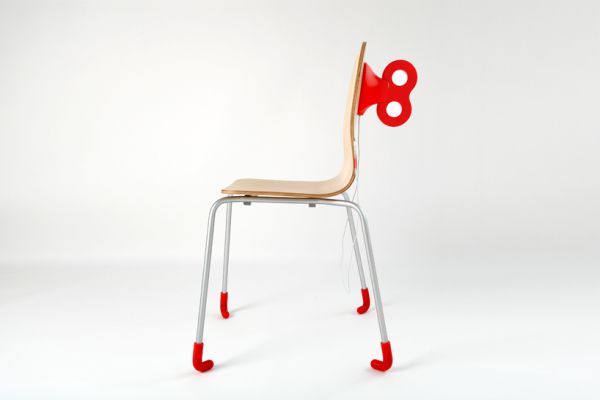 windup chair