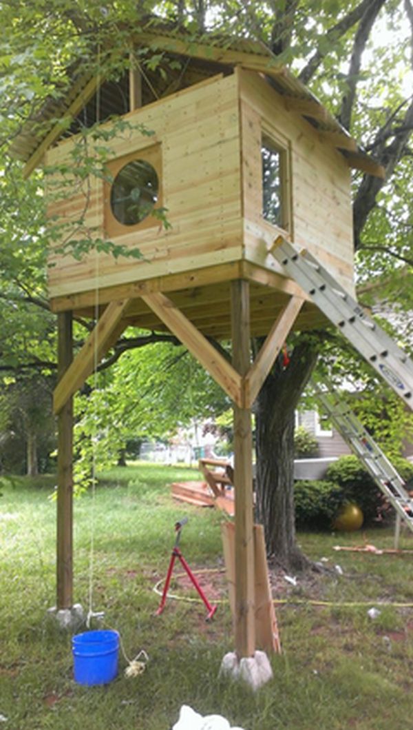 DIY Treehouse 