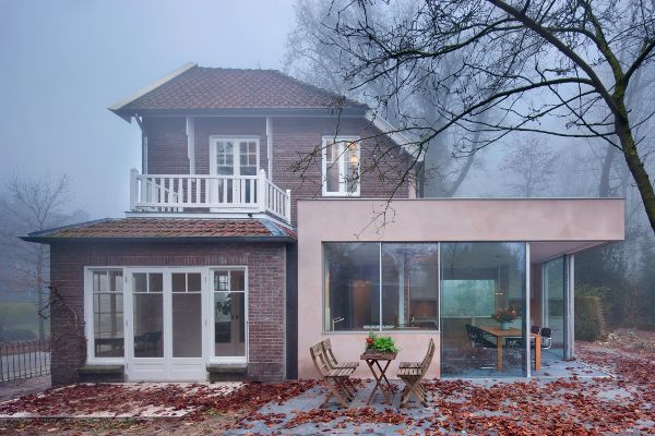 Zero-carbon house by Zecc Architecten
