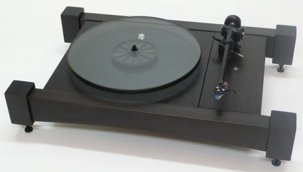 Audiowood's Big Easy turntable