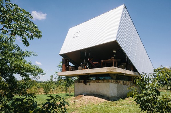 Caja Obscura in Paraguay