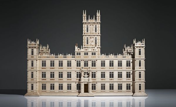 Linley's mini Highclere Castle