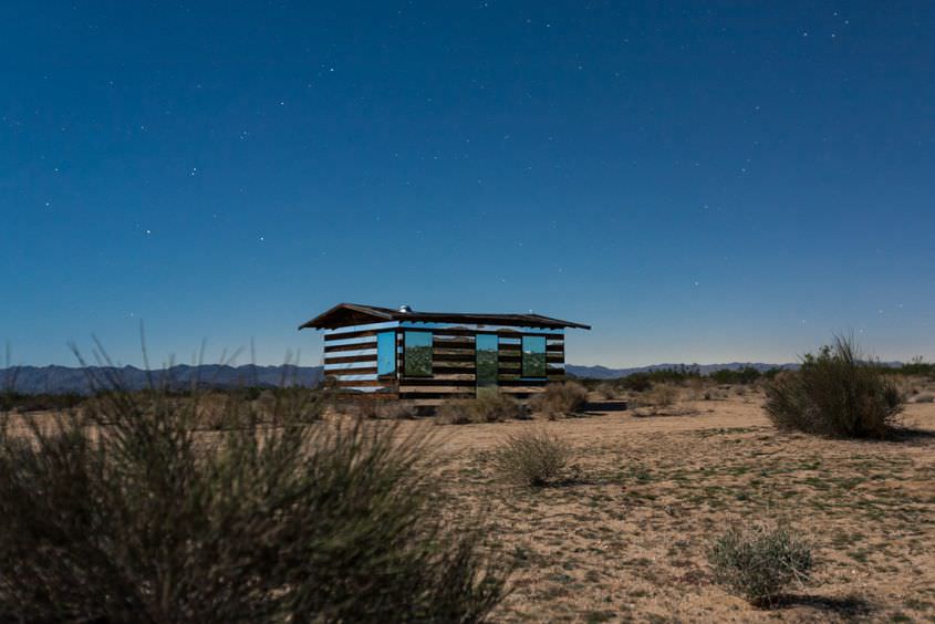 Lucid Stead mirror house in the middle of Californian desert by Phillip K Smith III