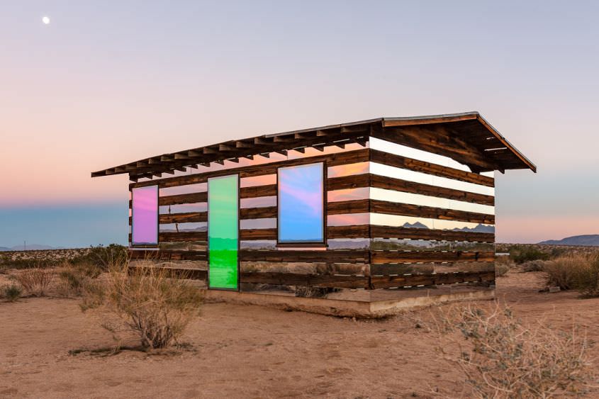 Lucid Stead mirror house in the middle of Californian desert by Phillip K Smith III