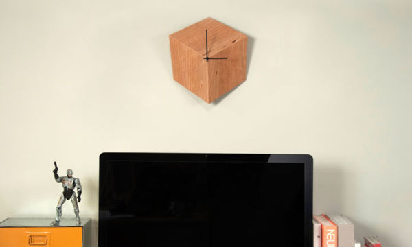 3P clock by Leonardo Calcagno